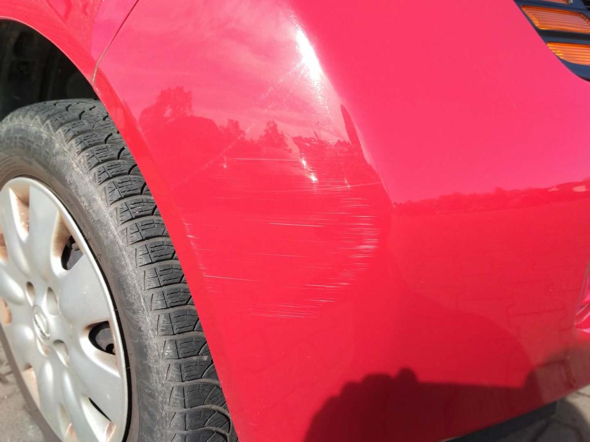 Nissan Micra K12 original Stoßstange Sossfänger vorn Z10 Rot Bj.2004